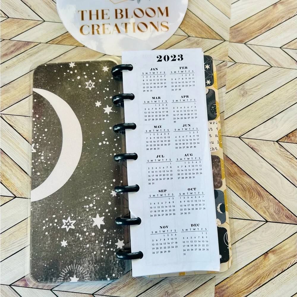 Happy planner skinny mini size weekly layout moon phases constellations stars